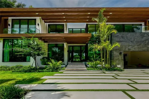 2520 Shelter Avenue Miami Beach FL 33140