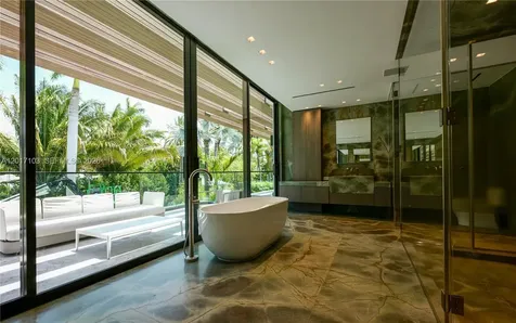2520 Shelter Avenue Miami Beach FL 33140