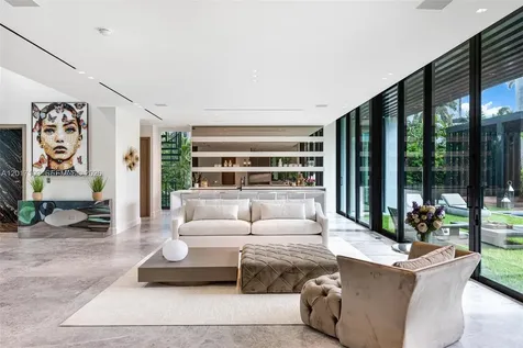 2520 Shelter Avenue Miami Beach FL 33140