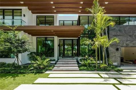 2520 Shelter Avenue Miami Beach FL 33140