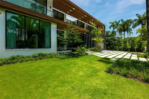 2520 Shelter Avenue Miami Beach FL 33140