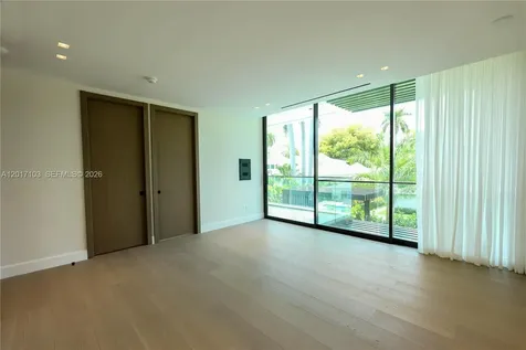 2520 Shelter Avenue Miami Beach FL 33140