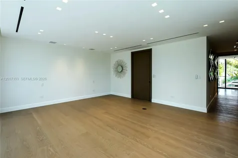 2520 Shelter Avenue Miami Beach FL 33140