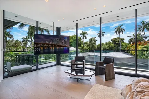 2520 Shelter Avenue Miami Beach FL 33140