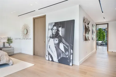 2520 Shelter Avenue Miami Beach FL 33140
