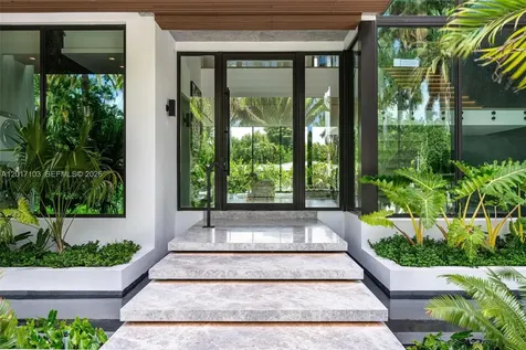2520 Shelter Avenue Miami Beach FL 33140