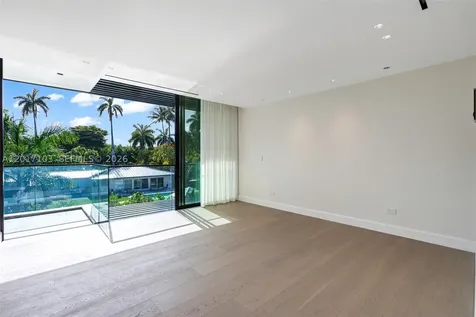 2520 Shelter Avenue Miami Beach FL 33140