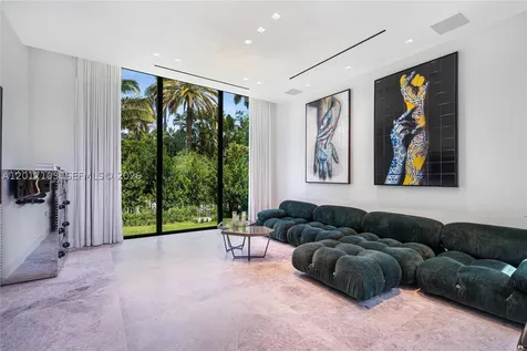2520 Shelter Avenue Miami Beach FL 33140
