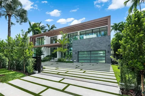 2520 Shelter Avenue Miami Beach FL 33140
