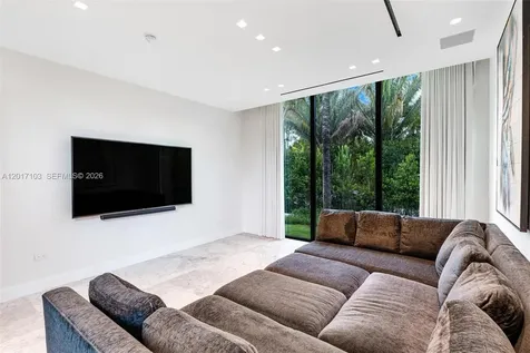 2520 Shelter Avenue Miami Beach FL 33140