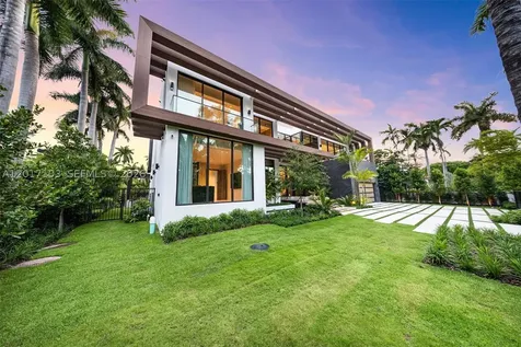 2520 Shelter Avenue Miami Beach FL 33140