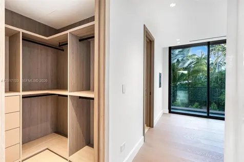 2520 Shelter Avenue Miami Beach FL 33140