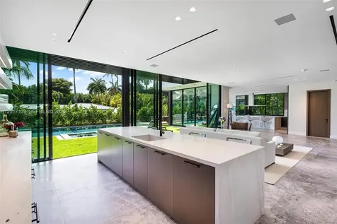 2520 Shelter Avenue Miami Beach FL 33140