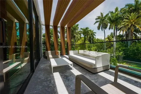 2520 Shelter Avenue Miami Beach FL 33140