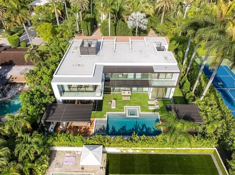 2520 Shelter Avenue Miami Beach FL 33140