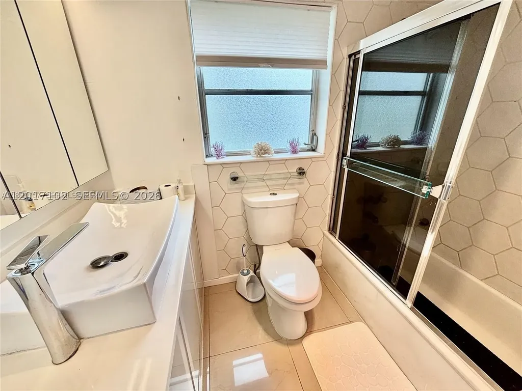3051 S Palm Aire Drive Pompano Beach FL 33069