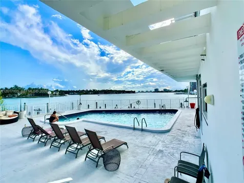6820 Indian Creek Drive Miami Beach FL 33141