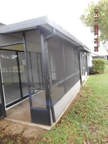 6388 E Pinehurst Circle E Tamarac FL 33321