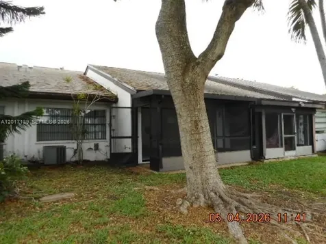 6388 E Pinehurst Circle E Tamarac FL 33321