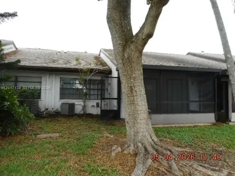 6388 E Pinehurst Circle E Tamarac FL 33321