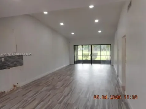 6388 E Pinehurst Circle E Tamarac FL 33321