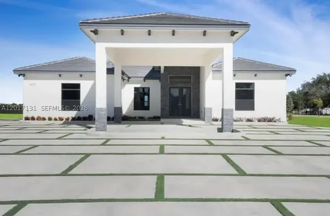 SW 246 SW 187 Avenue Miami FL 33031