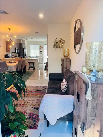 6453 NW 102nd Path Doral FL 33178