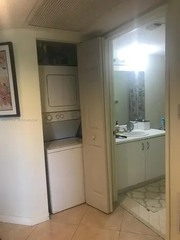 13705 SW 12th Street Pembroke Pines FL 33027