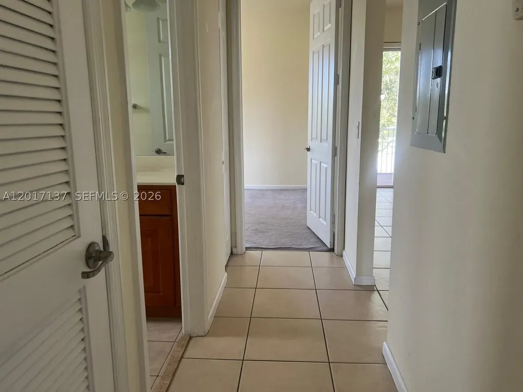 3500 Oaks Clubhouse Drive Pompano Beach FL 33069