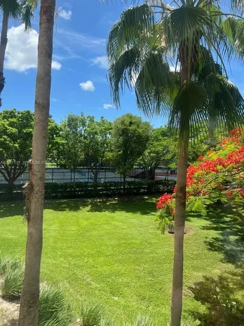 3500 Oaks Clubhouse Drive Pompano Beach FL 33069