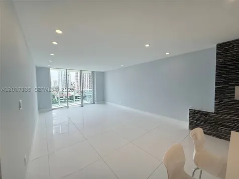 19390 Collins Avenue Sunny Isles Beach FL 33160