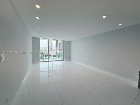 19390 Collins Avenue Sunny Isles Beach FL 33160