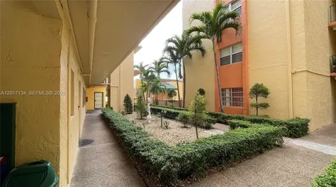 1975 W 44th Place Hialeah FL 33012