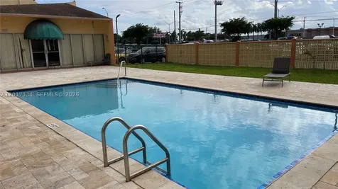 1975 W 44th Place Hialeah FL 33012