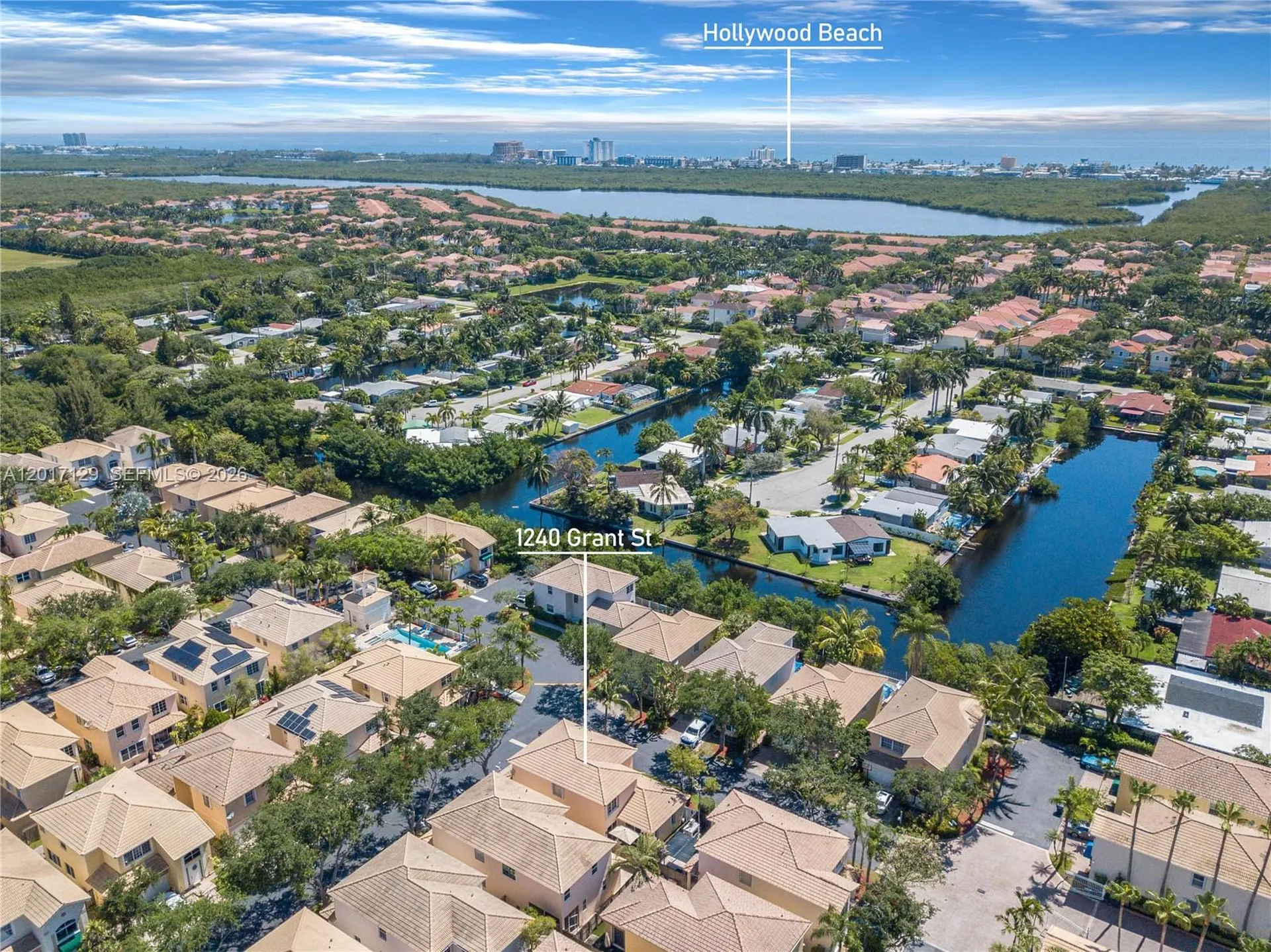 1240 Grant Street Hollywood FL 33019