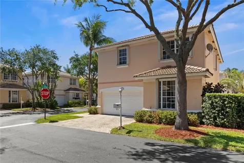 1240 Grant Street Hollywood FL 33019