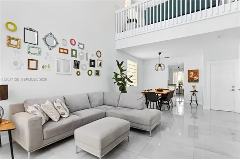 1240 Grant Street Hollywood FL 33019