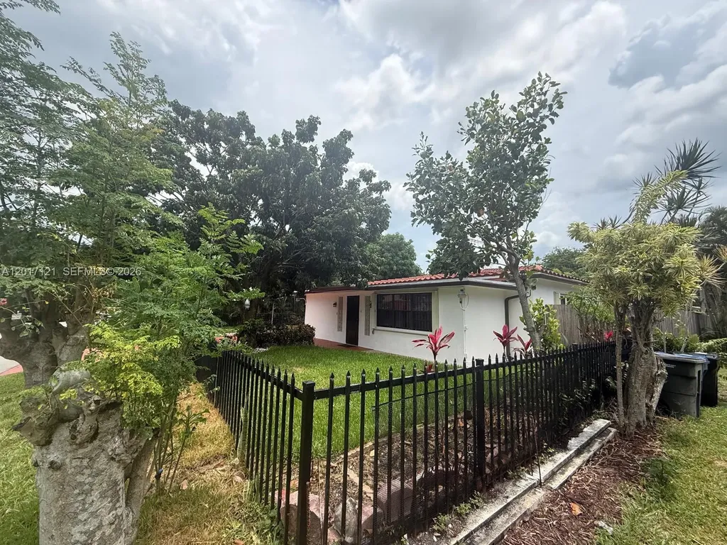 2650 SW 13th Avenue Fort Lauderdale FL 33315