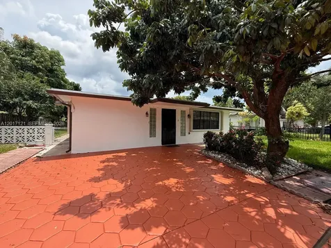 2650 SW 13th Avenue Fort Lauderdale FL 33315