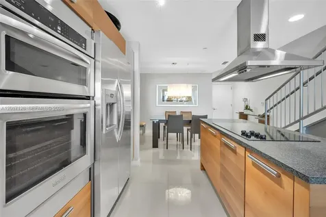 2950 NE 188th Street Aventura FL 33180