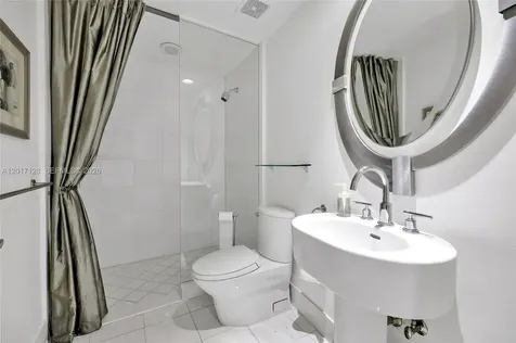 2950 NE 188th Street Aventura FL 33180