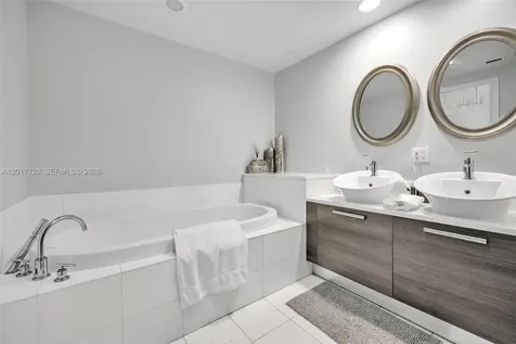 2950 NE 188th Street Aventura FL 33180