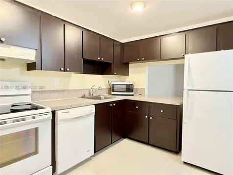 450 Commodore Drive Plantation FL 33325