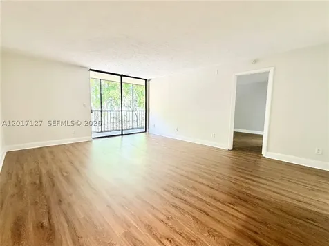 450 Commodore Drive Plantation FL 33325