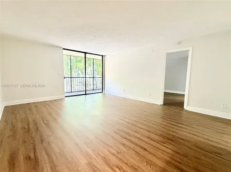 450 Commodore Drive Plantation FL 33325