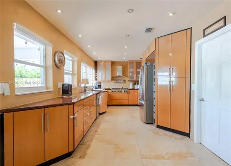 2908 Bayview Drive Fort Lauderdale FL 33306