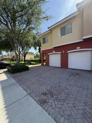 3335 Palomino Drive Davie FL 33024
