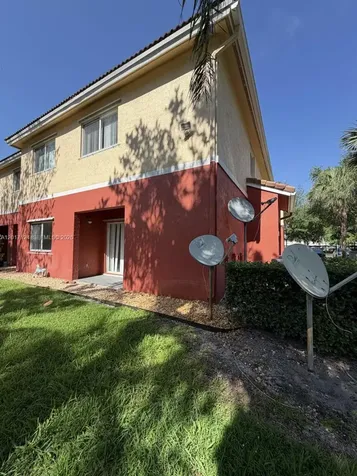 3335 Palomino Drive Davie FL 33024