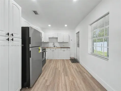 580 NW 194th Terrace Miami Gardens FL 33169