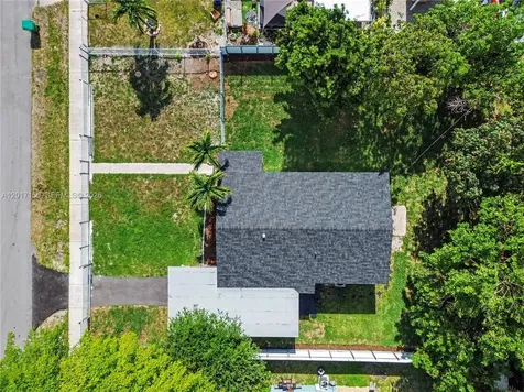 580 NW 194th Terrace Miami Gardens FL 33169